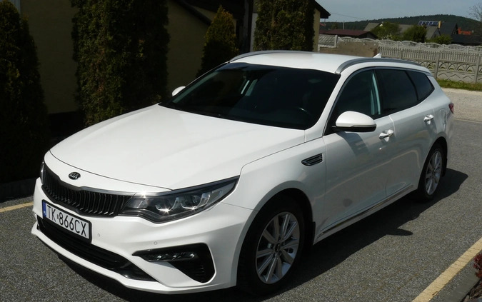 Kia Optima cena 69900 przebieg: 199000, rok produkcji 2019 z Kielce małe 781